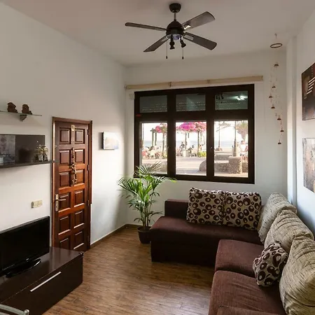 A Pie De Playa Apartment Melenara
